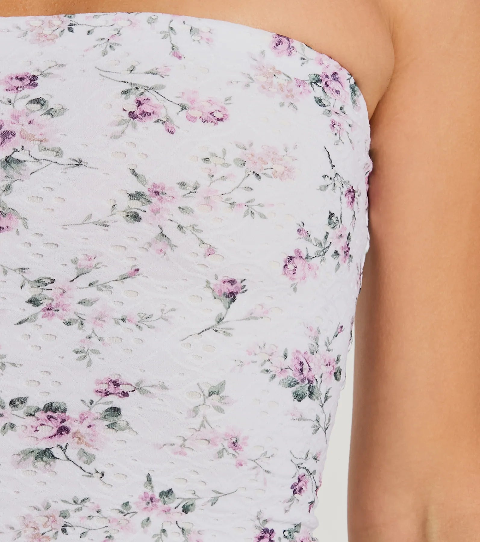 Sweet Ditsy Floral Eyelet Strapless Mini Dress - Image 3