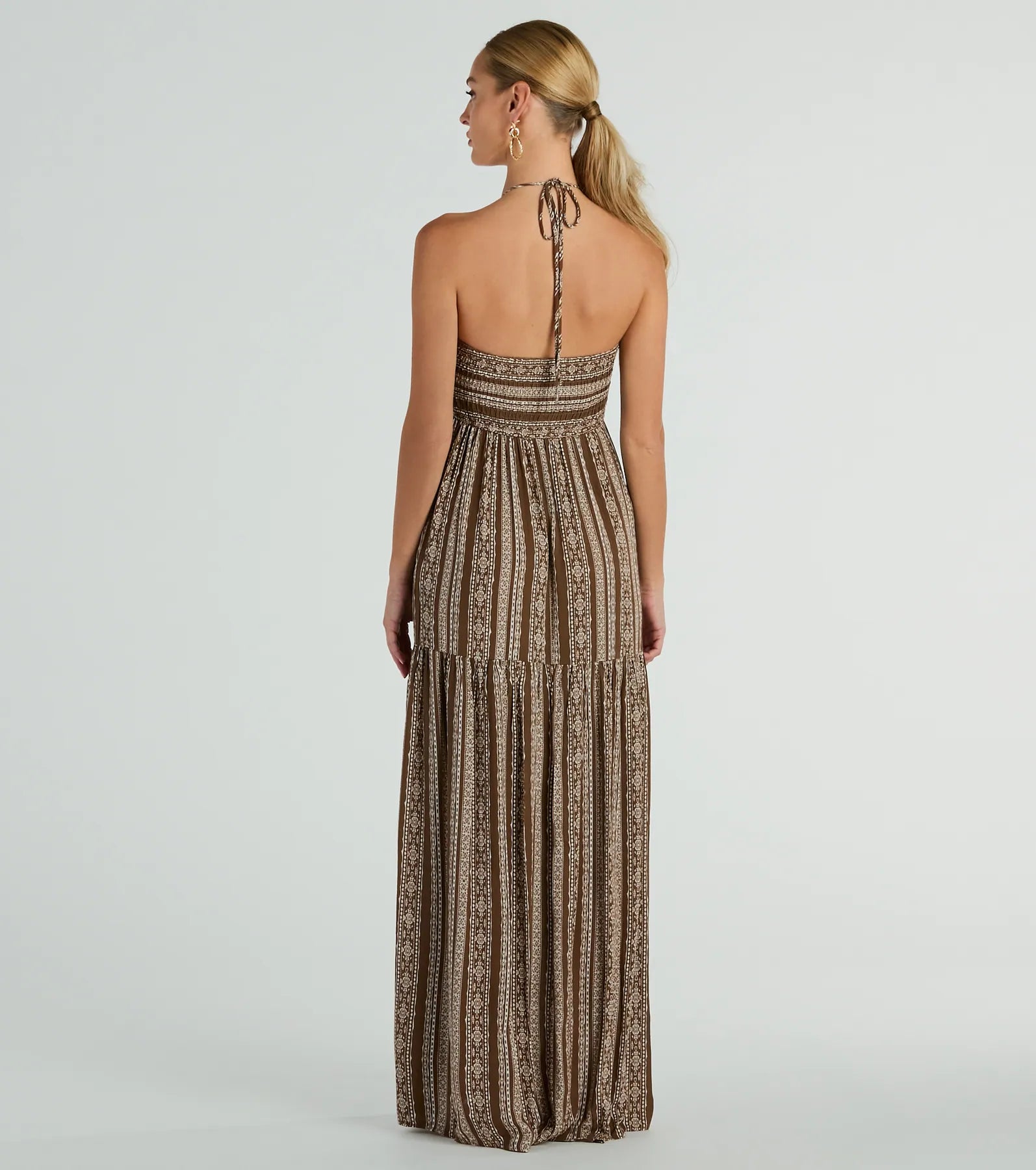 Desert Princess Halter Maxi Dress With Pockets - Image 2