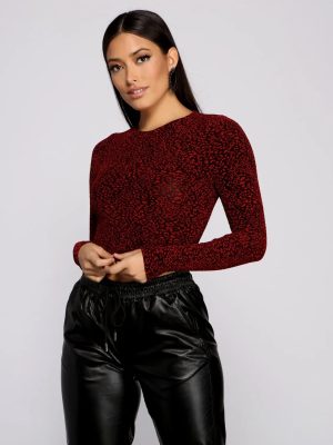 So Chic Crew Neck Lurex Crop Top