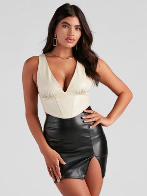 Sleek Sleeveless Faux Leather Corset