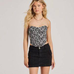 Chic And Flirty Strapless Lace-Up Abstract Corset Top