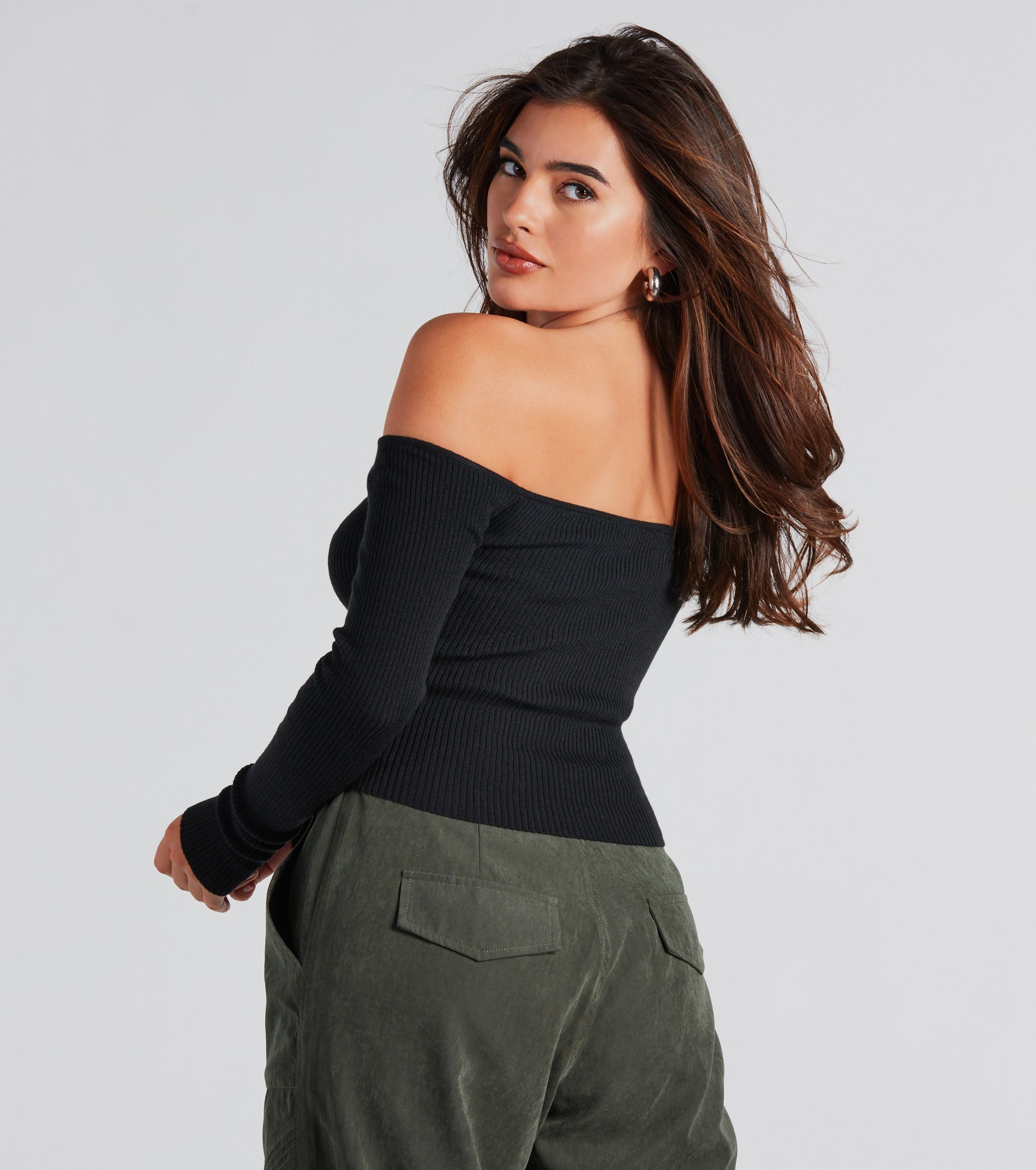 Trendy Upgrade Off-The-Shoulder Crop Top - Image 7