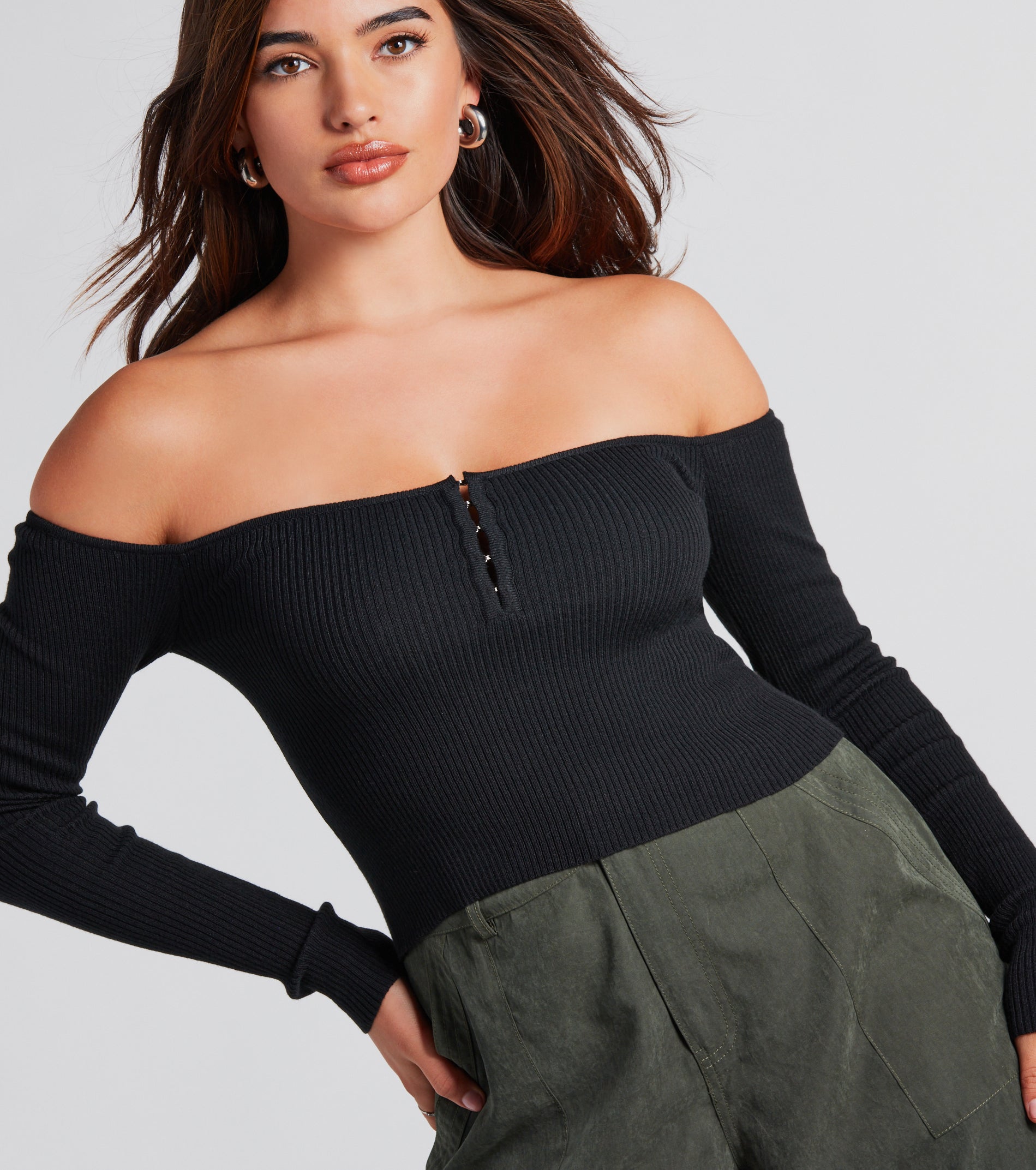Trendy Upgrade Off-The-Shoulder Crop Top - Image 9