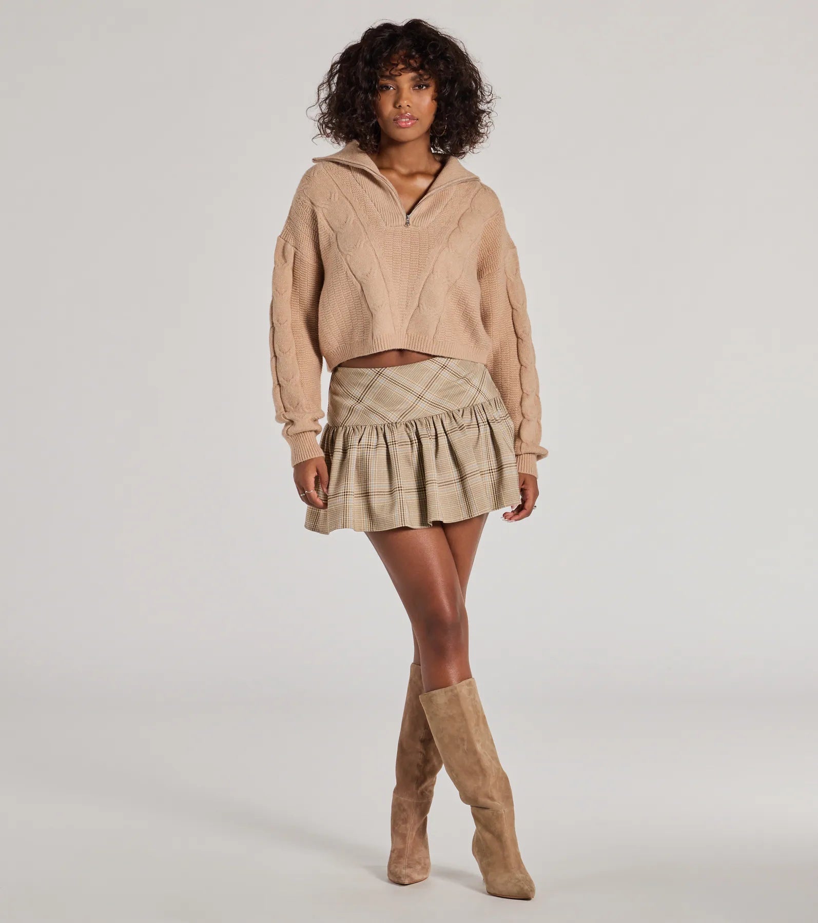 Elevated Cozy Half-Zip Cable Knit Sweater - Image 4