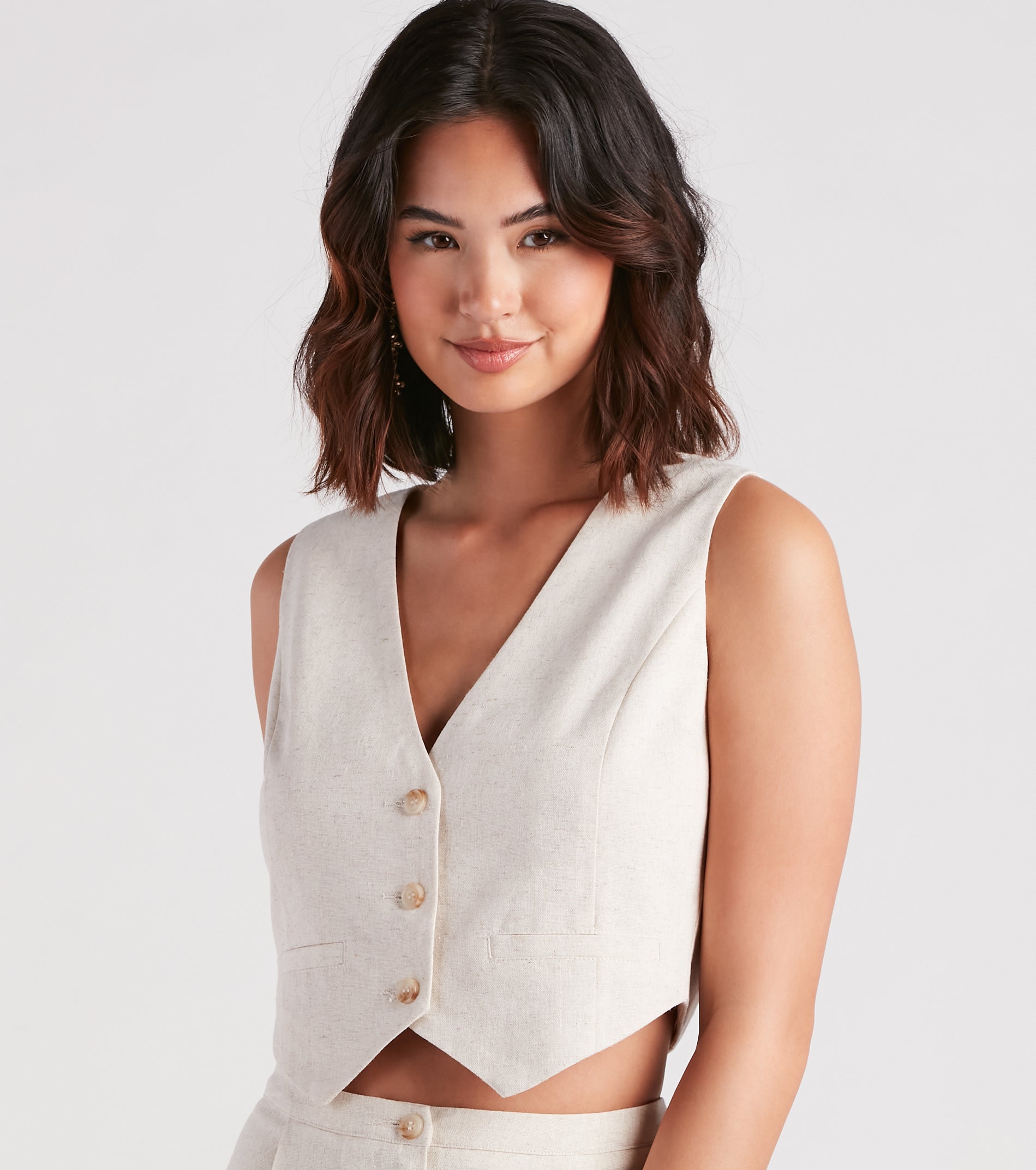 Casual And Chic Cropped Linen Vest - Image 8