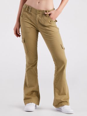 On The Low-Rise Cargo Flare Pants