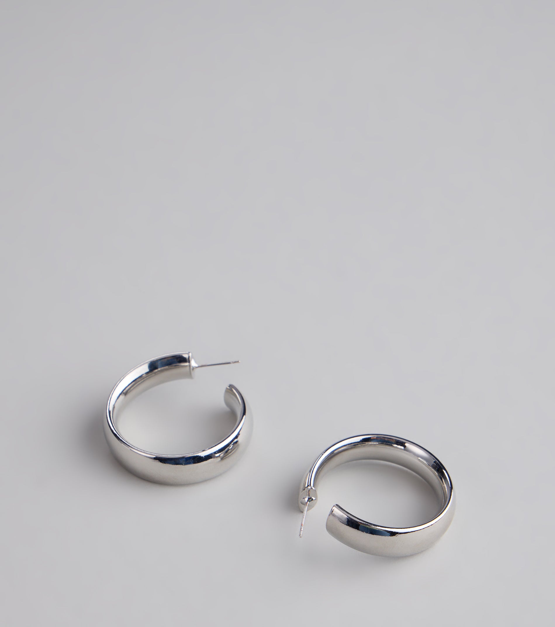 Polished Shine Hoop Earrings - Image 2