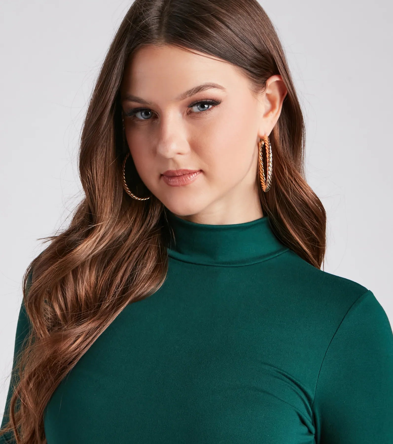 Chic Trendsetter Hoop Earrings Set - Image 5