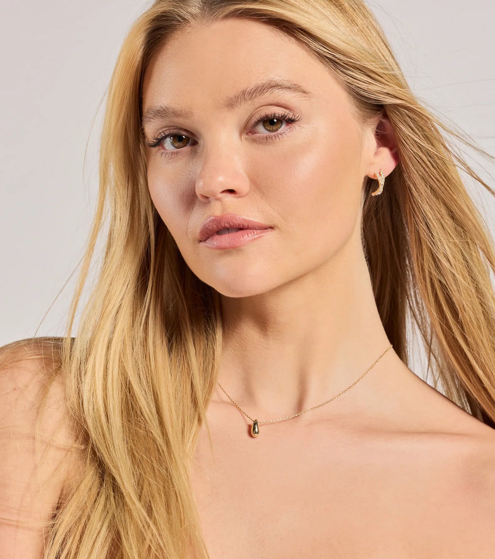 Trendy Deets Stud And Hoop Earrings Set - Image 2