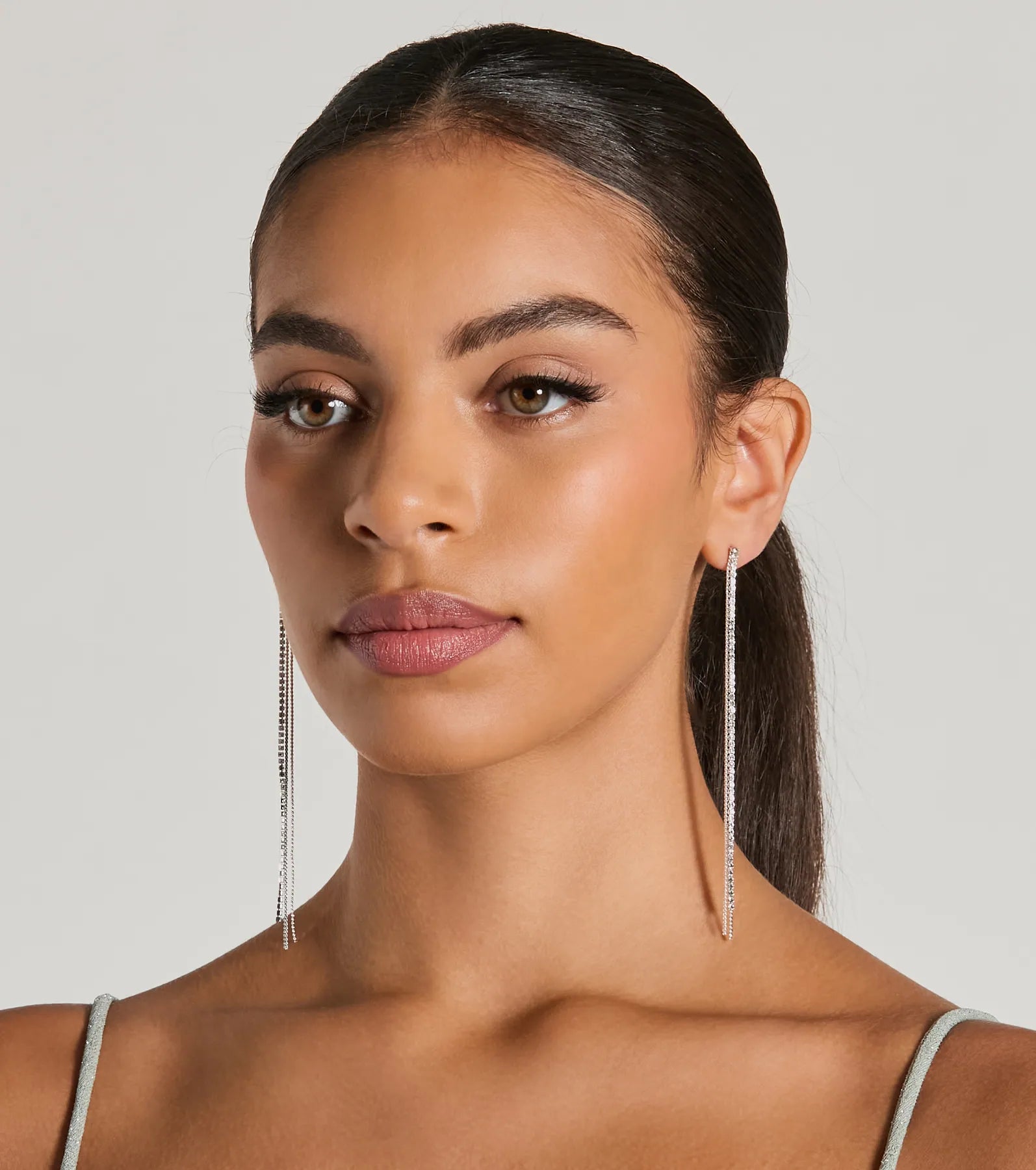 Trendy Aura Dainty Rhinestone Fringe Earrings - Image 3