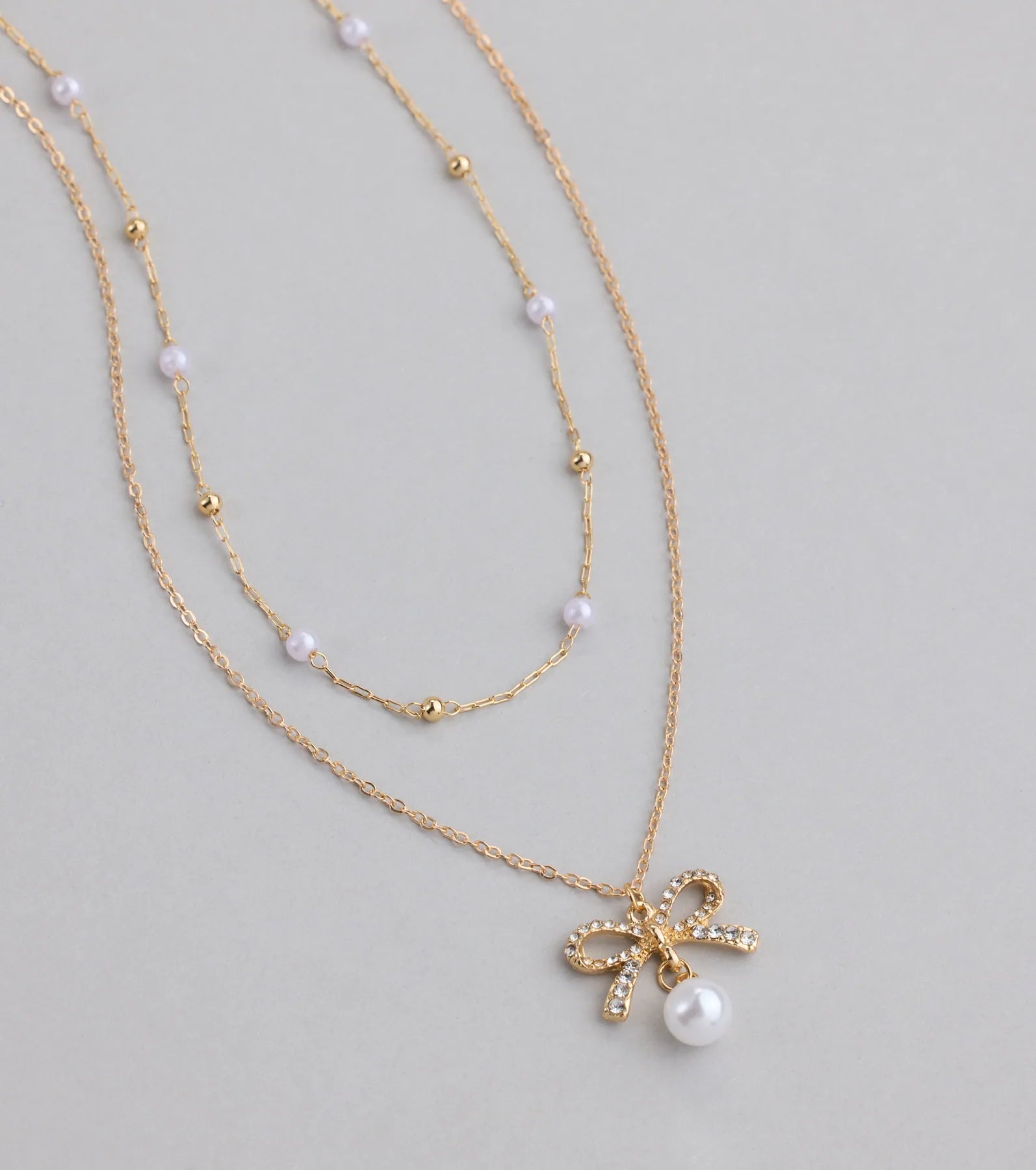 Sweet Trend Bow Pearl Layered Necklace - Image 5