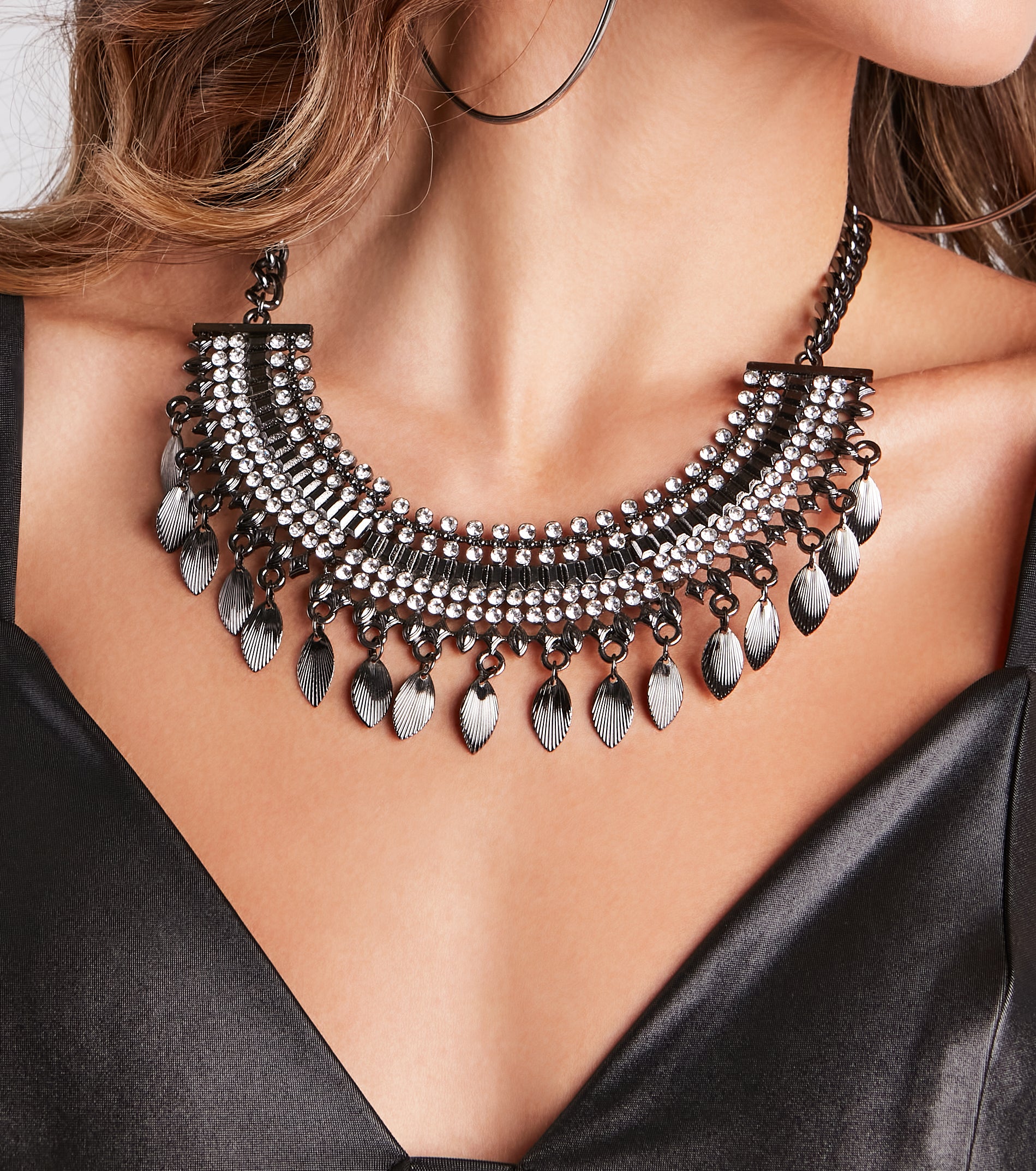 Festival Fave Boho Fringe Collar Necklace - Image 2