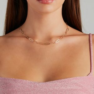 Classic And Sleek Dainty Chain Choker Necklace