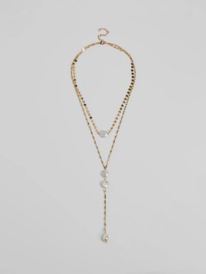 Coastal Glam Pearl Charm Lariat Necklace