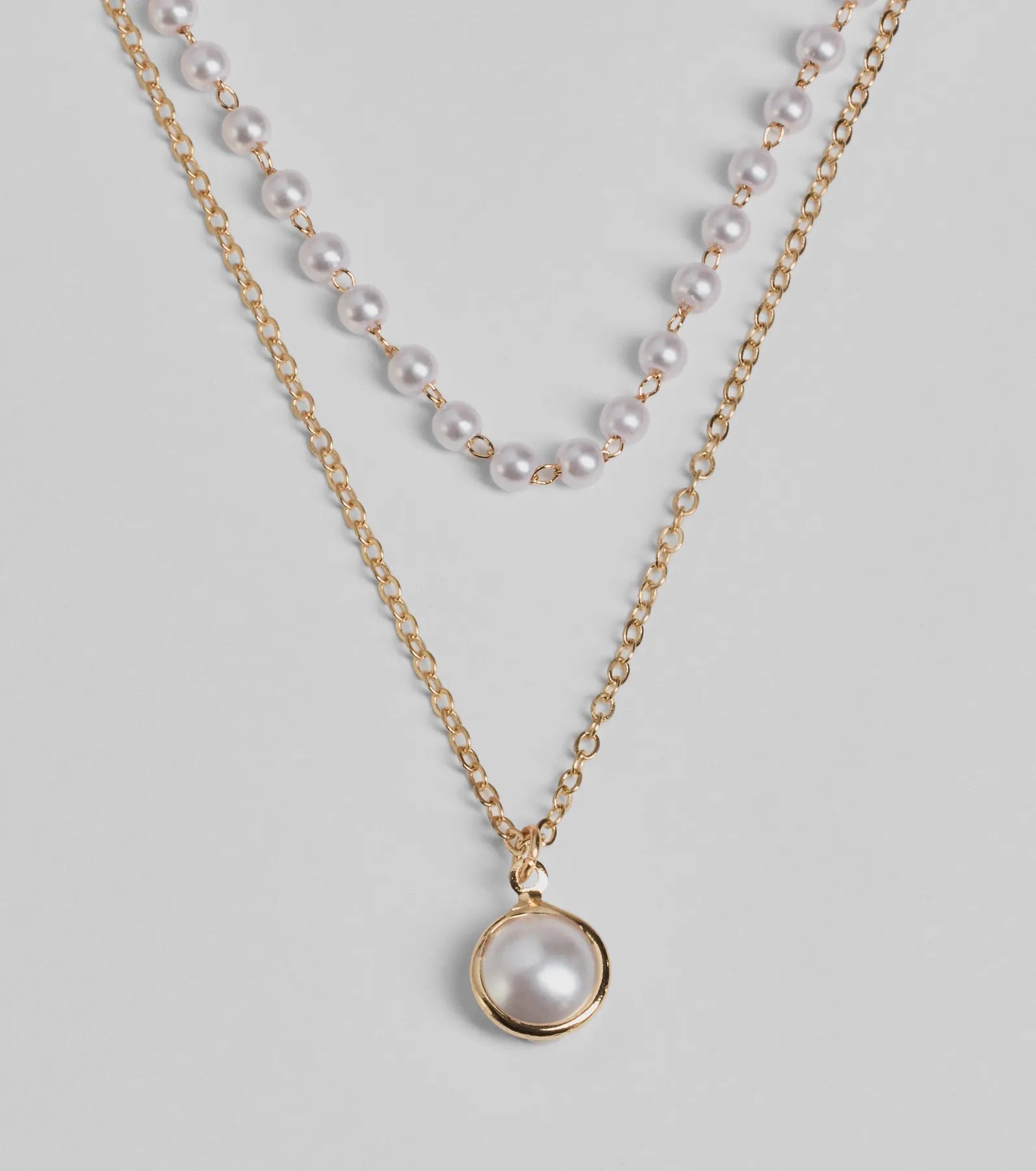 Luxe Moment Faux Pearl Layered Necklace - Image 2