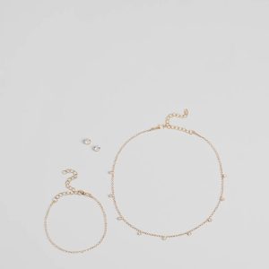 Delicate Glam Rhinestone Necklace. Bracelet. And Earrings Set