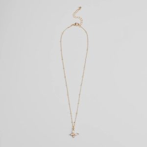 Charming Glam Cubic Zirconia Butterfly Pendant Necklace