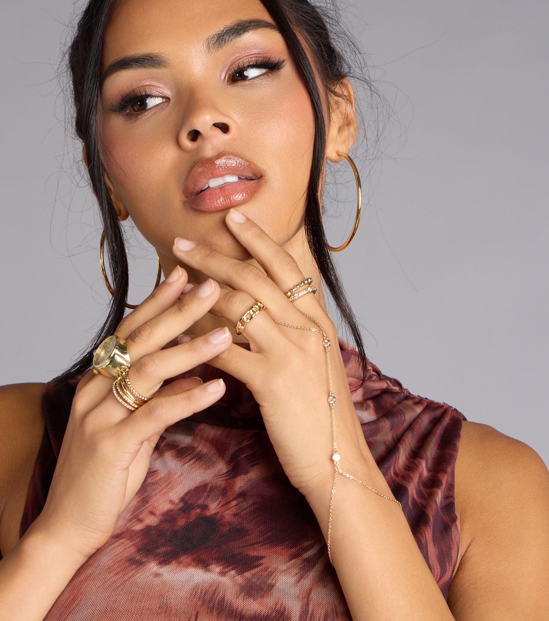 Glow Getter Rhinestone Hand Chain - Image 2