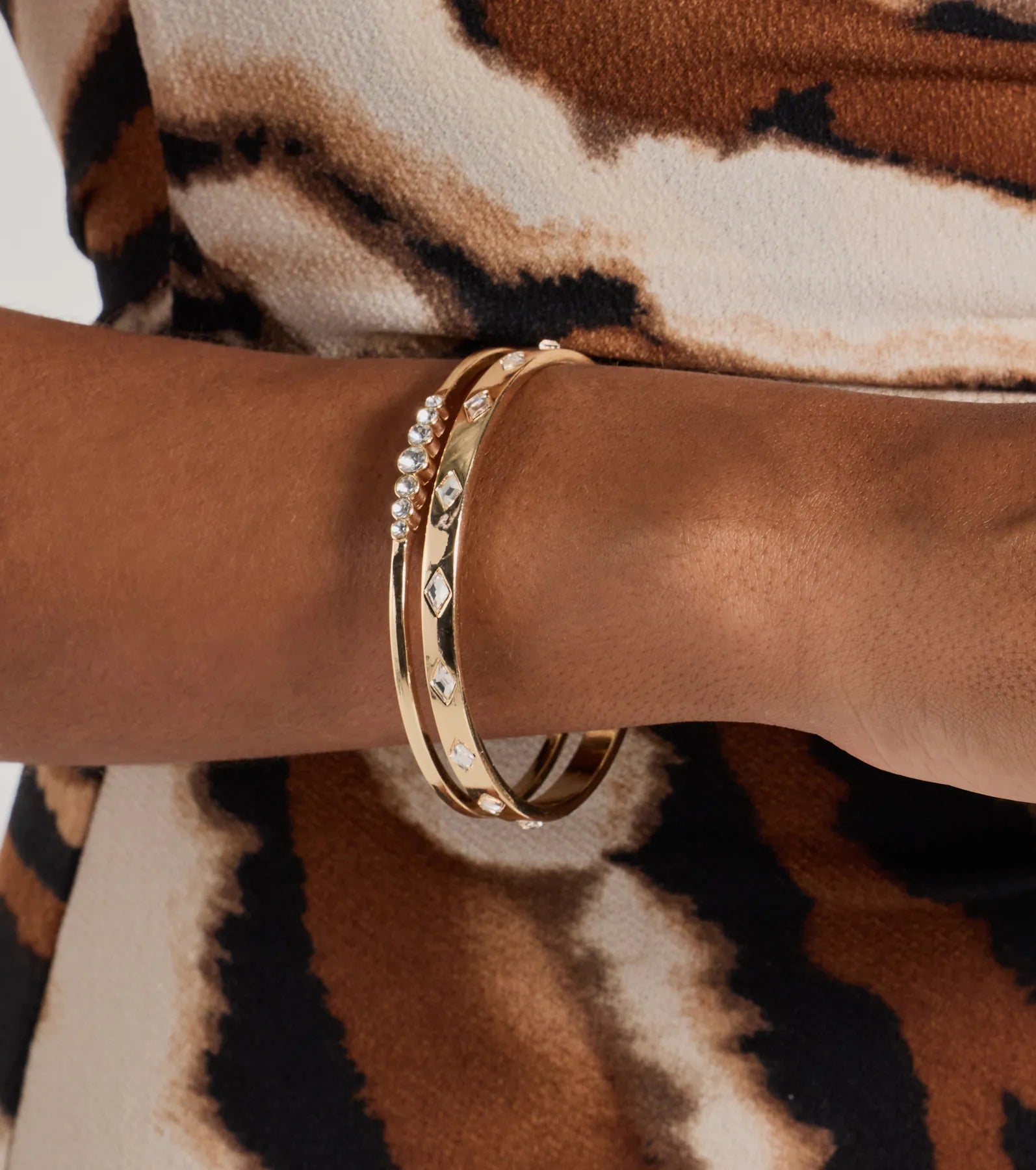 Stunning Two-Piece Bangle Bracelet Set - Image 3