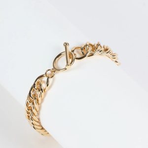 Bold Impact Toggle Chain Bracelet