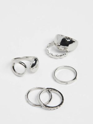 She's Bold Five Pack Ring Set