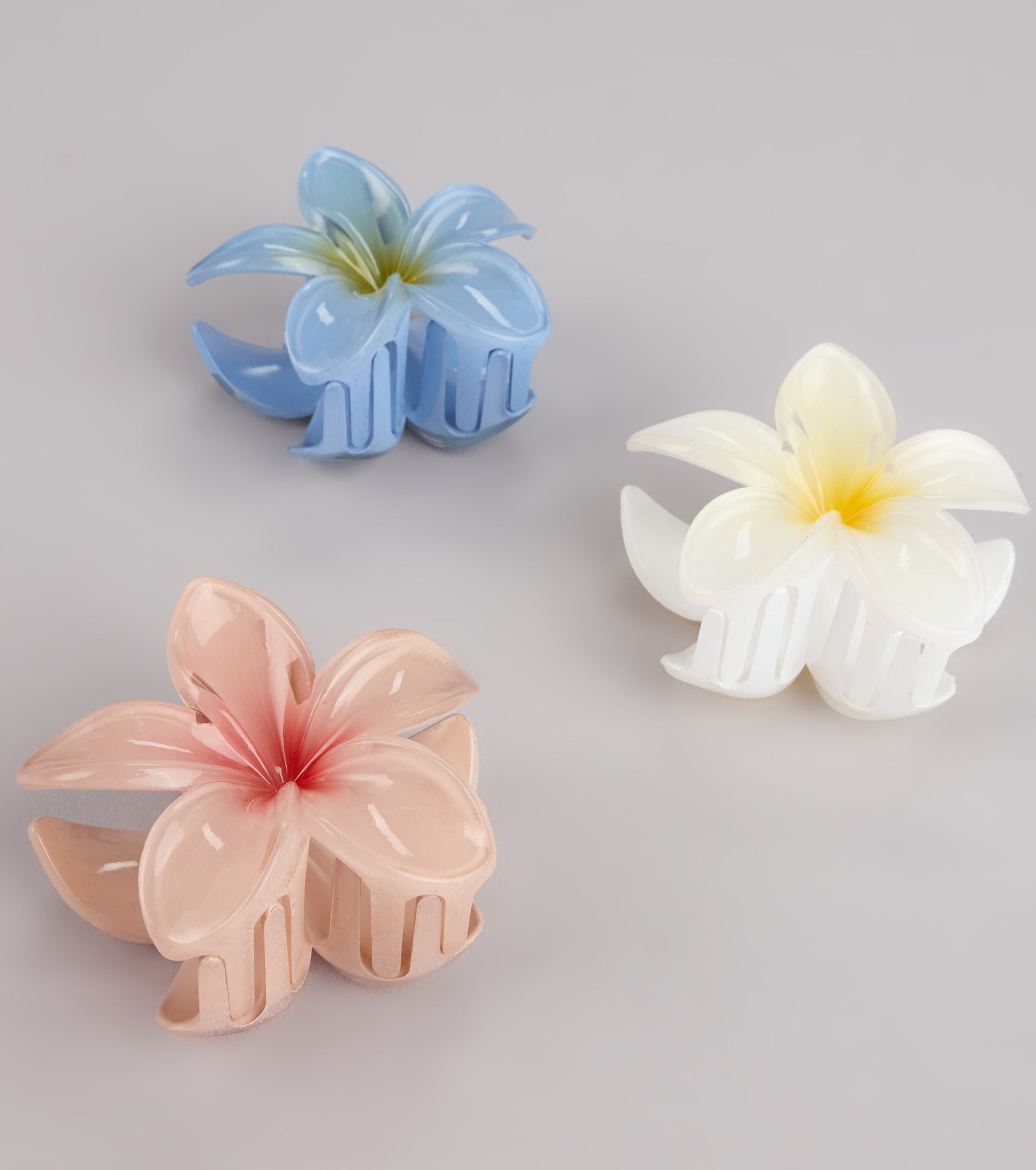 Beachy Blossom Three-Pack Hair Clip Set - Image 2