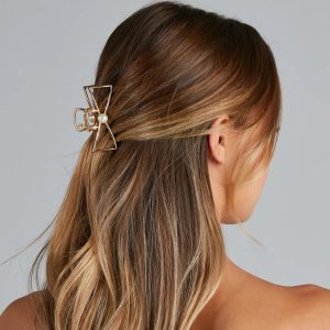 Coveted Style Metal Claw Hair Clips