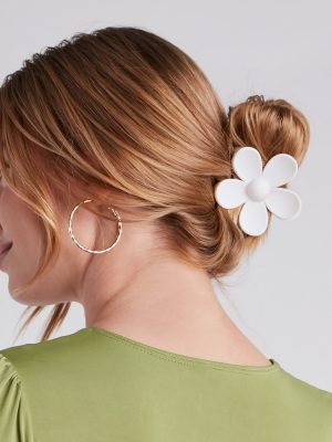 A Boost Of Cute Two Pack Flower Clips