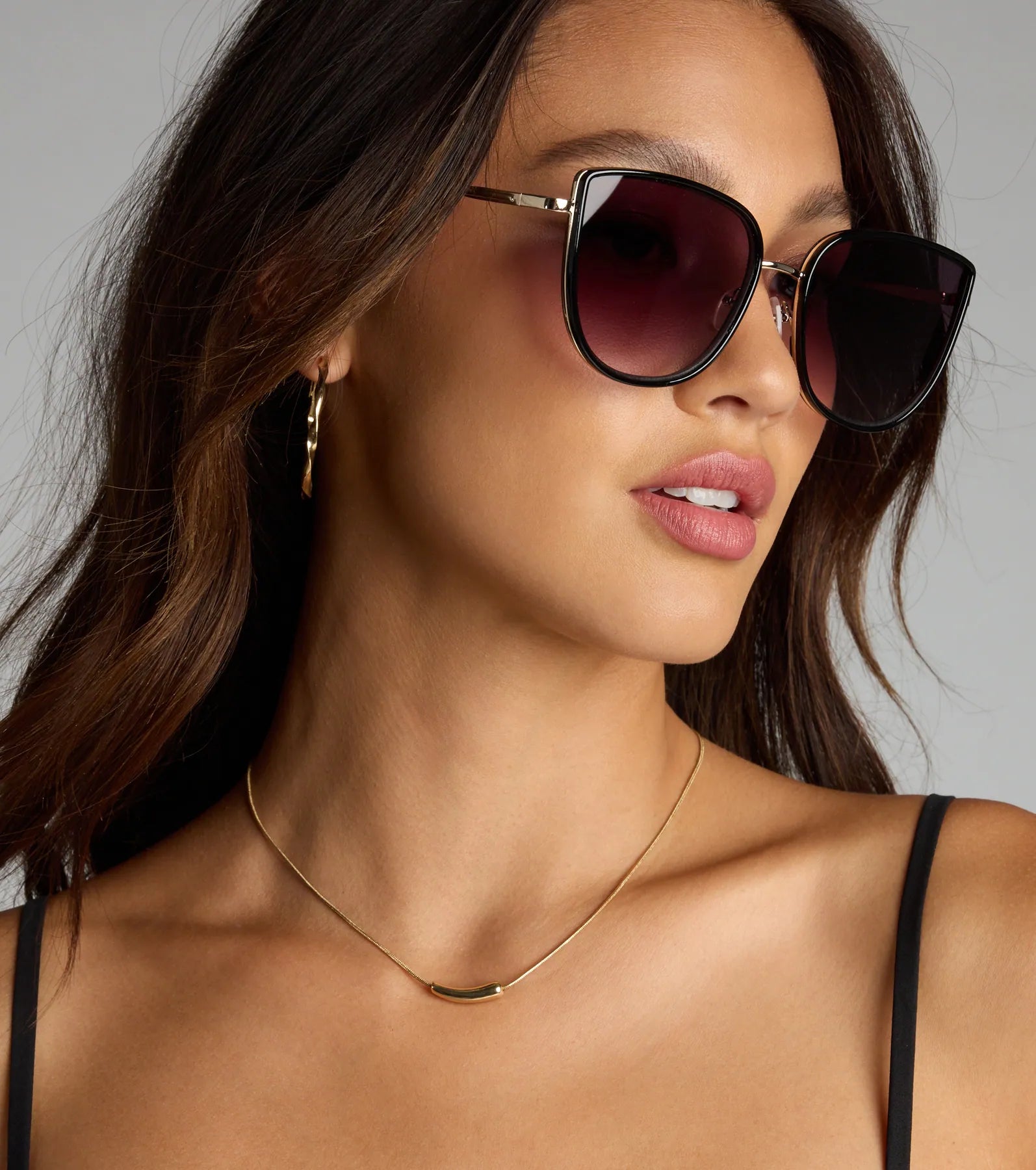 Eyes On Me Cat Eye Sunglasses - Image 3