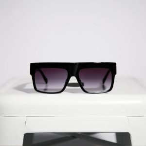 It Girl Flat Top Sunglasses