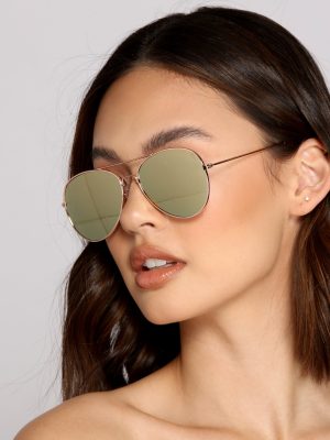 Keep It Stylish Aviator Sunglasses