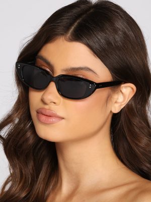 Trendy Stunner Cat-Eye Sunglasses