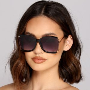 Glamorous Vibes Square Sunglasses