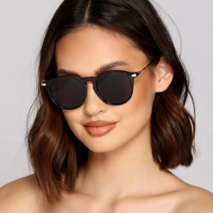 Majorly Chic Round Sunglasses