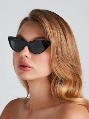 It Girl Cat Eye Sunglasses
