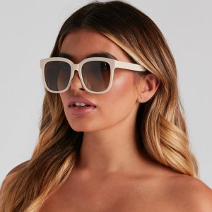 Sun's Out Round Sunglasses