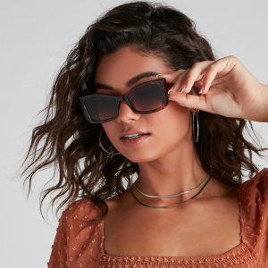 Cutie Tortoise Cat-Eye Sunglasses