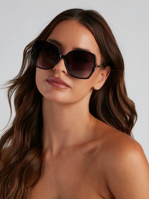 Give Me Glam Oversized Sunglasses