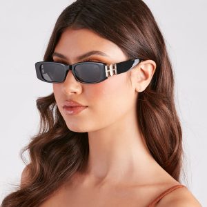Ultra-Chic Small Rectangular Frame Sunglasses