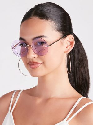 Trendy Happy Face Statement Sunglasses