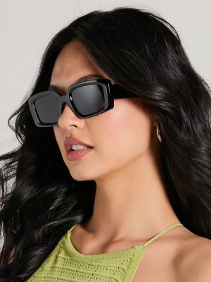Babe In Disguise Square Sunglasses