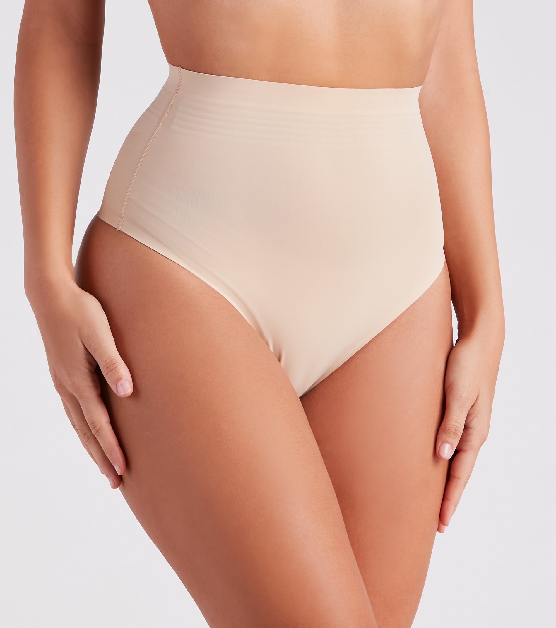 Sleek Silhouette No-Slip Shaper Thong - Image 3