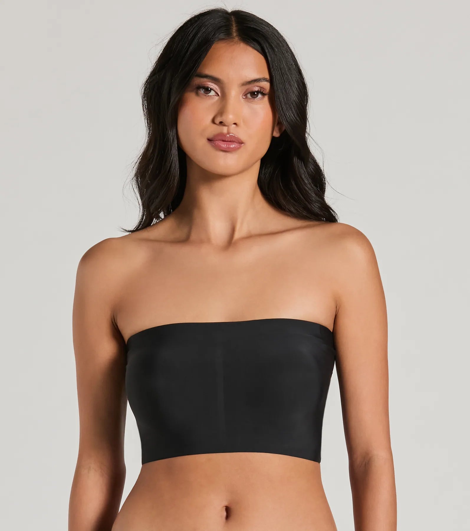 Support And Define Seamless Smooth Bandeau - Image 3