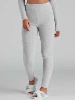 Stylishly Snug Rib-Knit Pajama Leggings