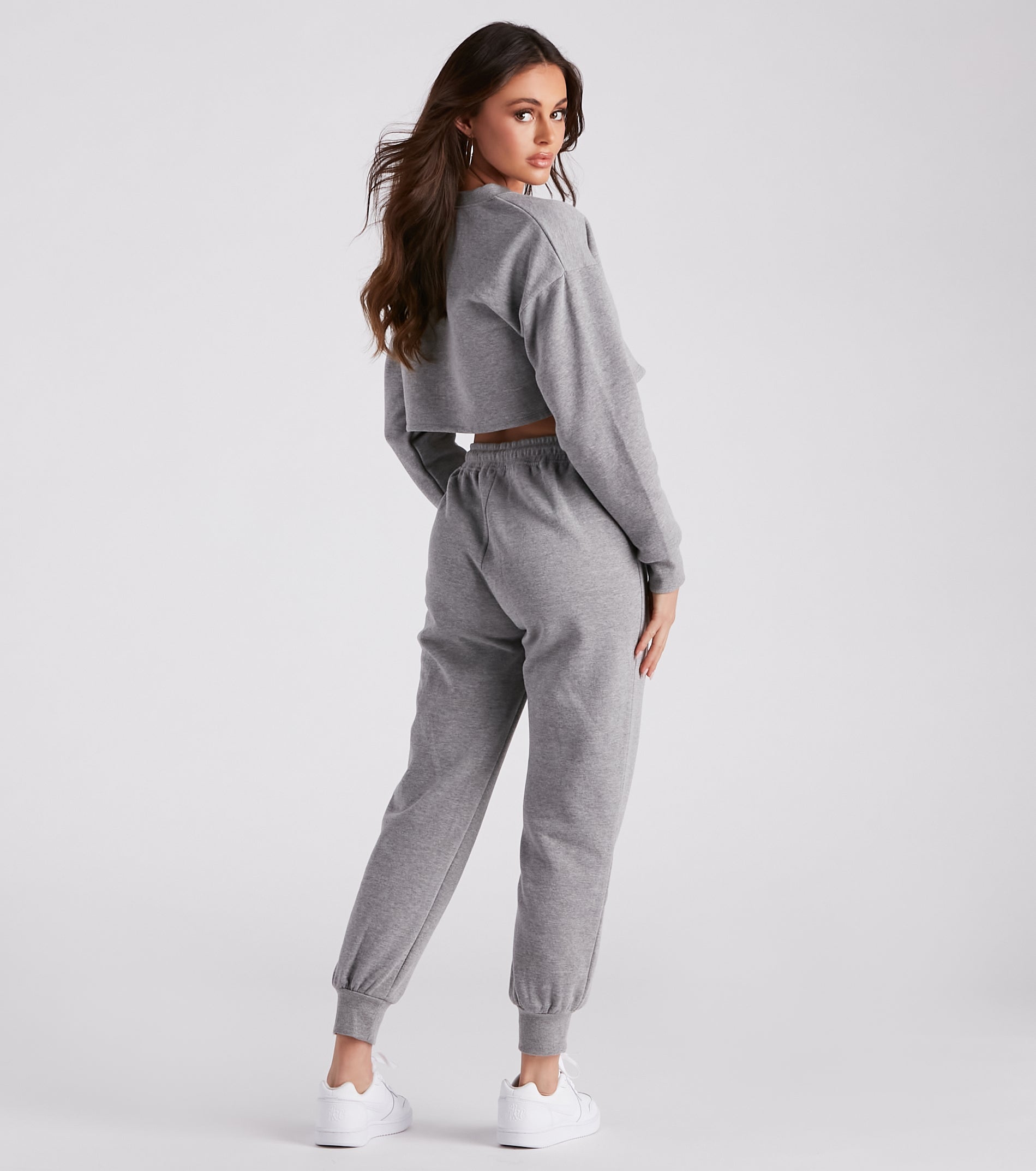 Casual Mood Crop Top And Joggers Set - Image 8
