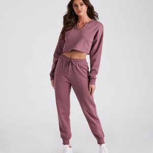 Casual Mood Crop Top And Joggers Set