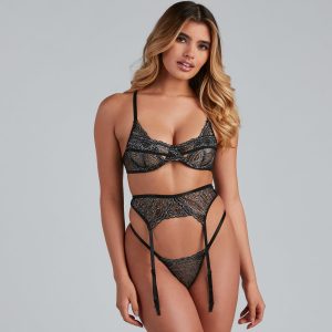 Lace Display Bra And Panty Set