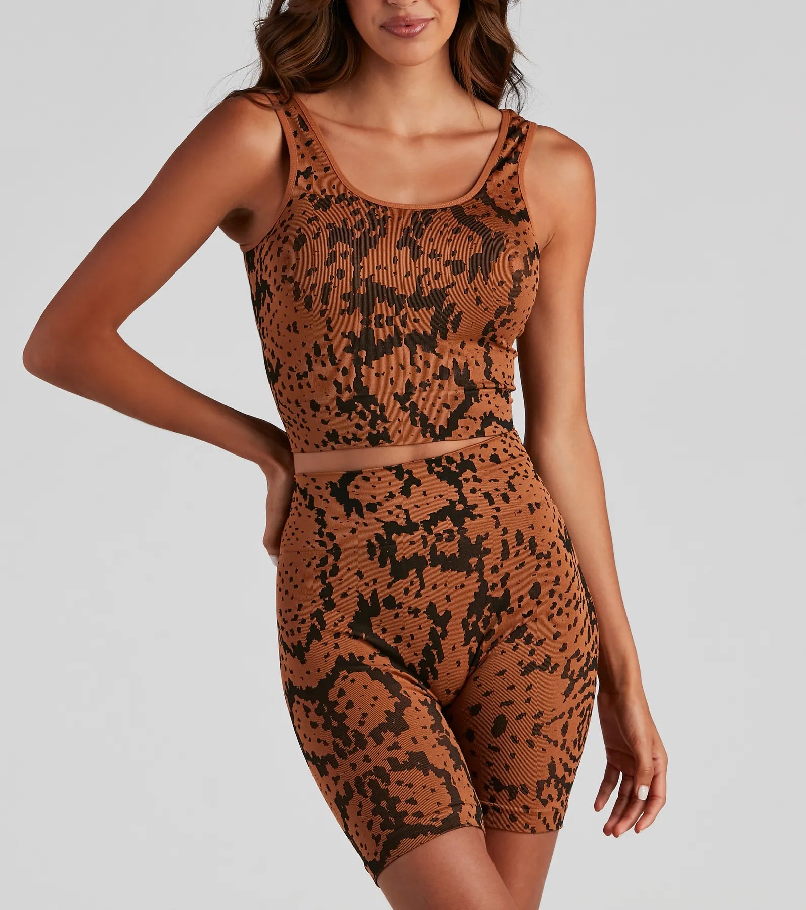 Slay In Snake Seamless Longline Bralette - Image 2