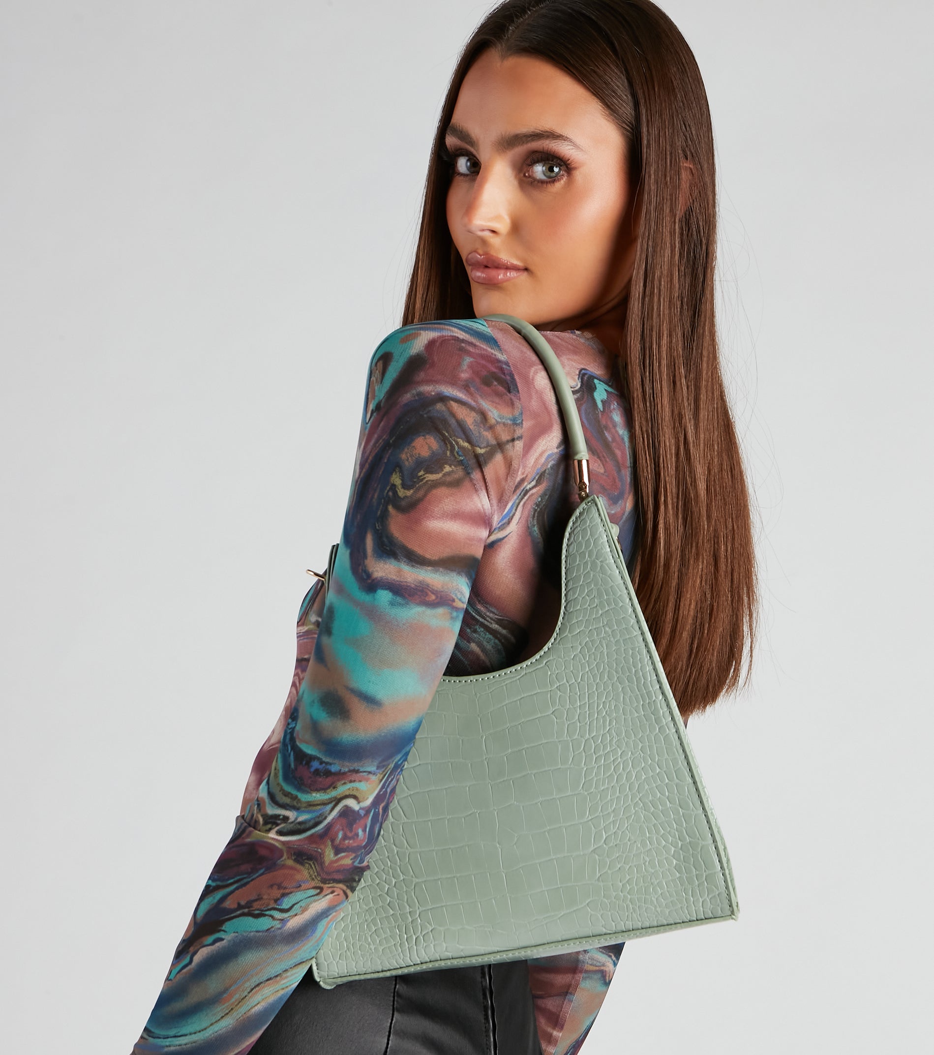 Chic Structured Croc-Embossed Shoulder Bag - Image 4