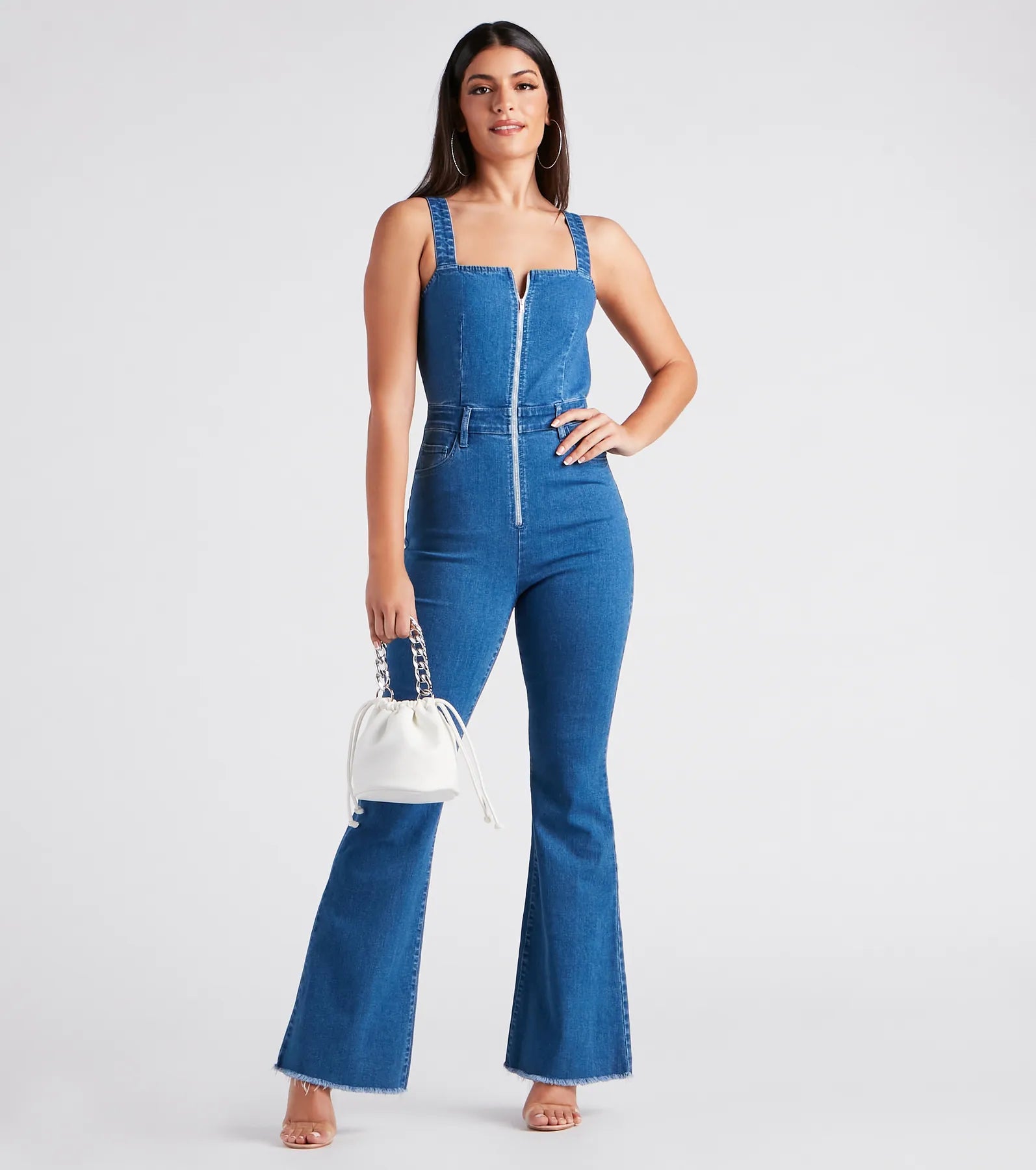 Everyday Chic Chain Strap Bucket Bag - Image 3